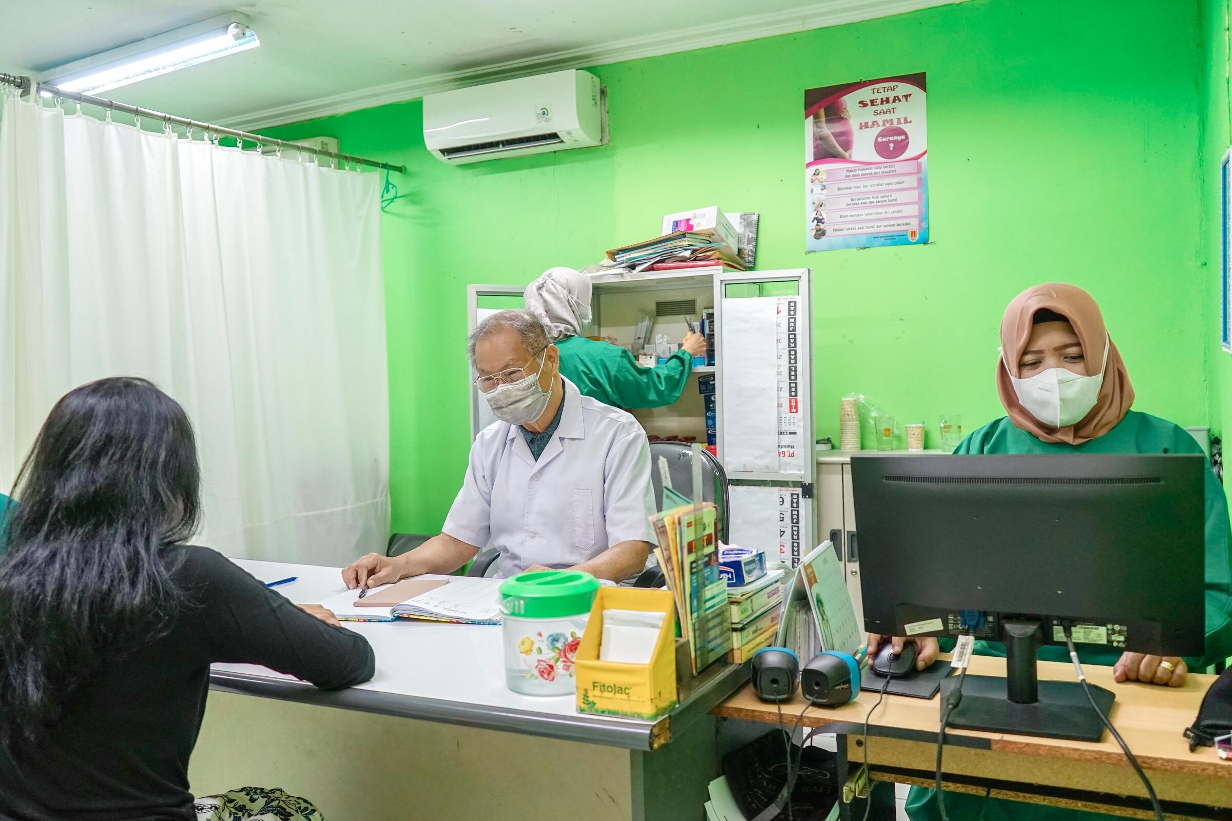 Clinic room at Sandang Asia
